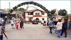 Encuentro de la Virgen de la Velillina y de la Virgen del Carmen en Arboleya