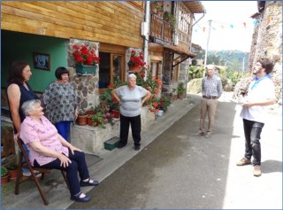 El 167 en una vivienda de Madiedo/Madiéu. Es ese número la distancia que hay desde la carretera local Santa Eulalia-Giranes/Xiranes hasta la misma, en la zona de El Campu, del barrio de El Quintanal.