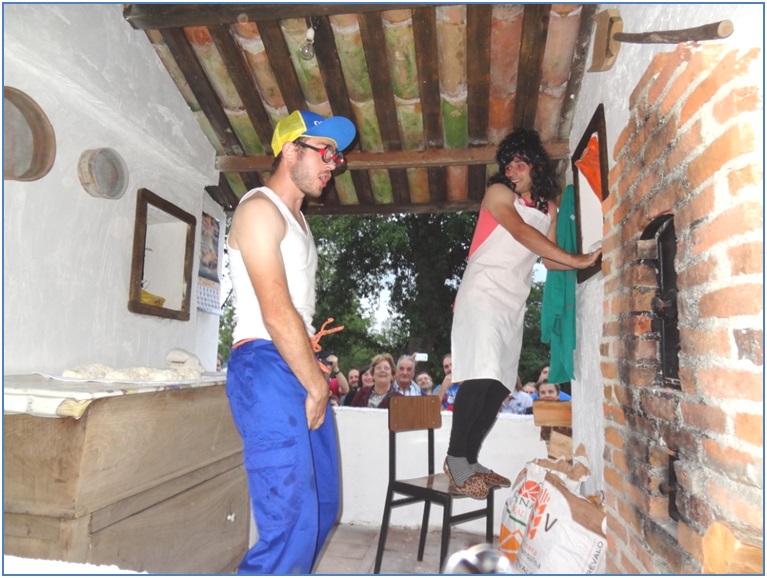 Participantes en una de las carrozas