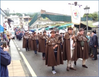 Desfile de las cofradas