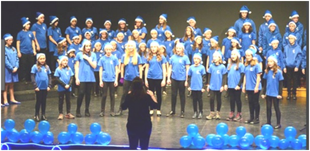 En esta foto, el Coro de Voces Blancas.