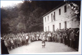 Juan Evangelista Canellada, la inauguracin de la escuela de Vin en 1908