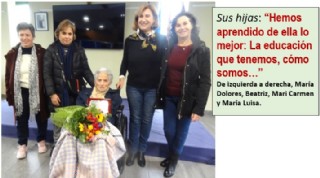 Celestina con sus cuatro hijas