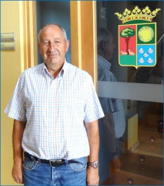 En el Ayuntamiento de Cabranes, en julio de 2015, recin nombrado secretario de la Agrupacin. EL ECO, Archivo