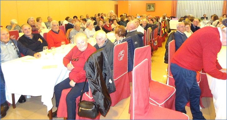 Asistentes a la comida de los jubilados en el Marieva Palace