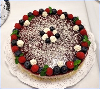 Tarta ganadora, de frutos del bosque. Imagen cedida por la Organizacin