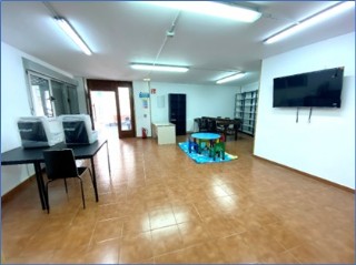 La nueva sala polivalente en los bajos de las viviendas sociales de Santa Eulalia