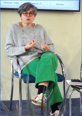 Sonia Puente, gesticulando en una de sus respuestas. EL ECO