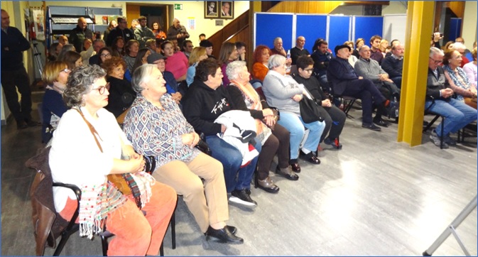 Pblico asistente al acto