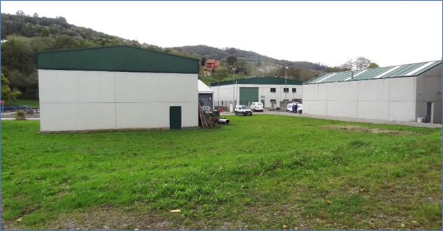 El Punto de Inseminacin se prev ubicar en esta parcela del Parque Empresarial de Santa Eulalia, detrs de la nave municipal. | Foto: EL ECO