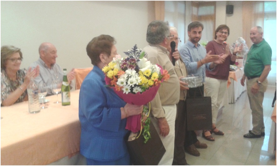 Momento del homenaje a Ramn lvarez y Alicia Naredo.