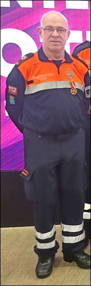 Julin, con su Medalla. Tambin recogi la de sus dos compaeros, que no pudieron desplazarse.