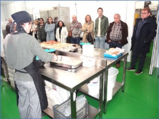 En la cocina del ctering Con- Fusin Comidas. | Fotos EL ECO