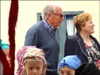 Aurelio y Rosi (padres de Alberto) el 5 de junio de 2016 en el Festival de la Boroña, en Torazo. | EL ECO, Archivo