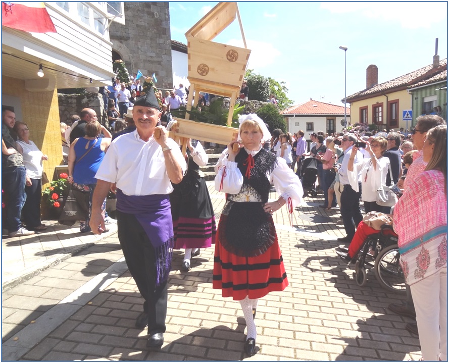 Nuevo ramo que desfilo en la Procesin del Carmen