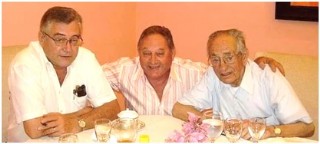 Imagen de Jos Alfredo con unos amigos