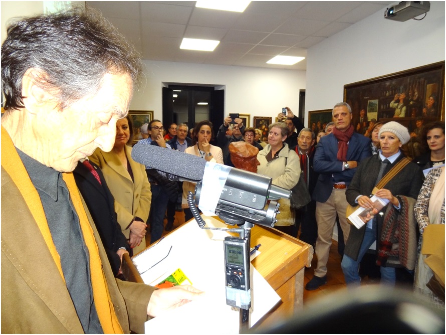 Rafael Canellada, durante la lectura de la carta. / Foto: EL ECO