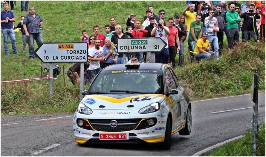 Rallye en el tramo de Colunga-Piloa