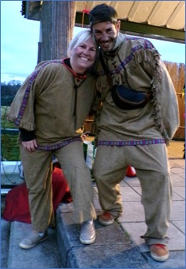 Manuel Lloris y Paula Dopico (de indios mec�nicos).