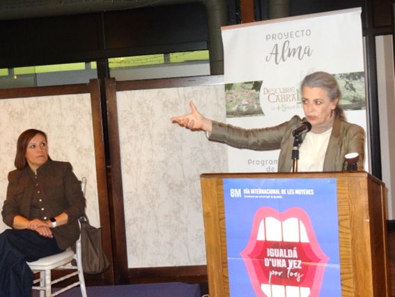 Angeles Caso durante su intervencin en el acto