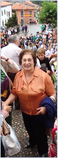 Fotografia de Palmira Cadaveda en el Carmen de Torazo