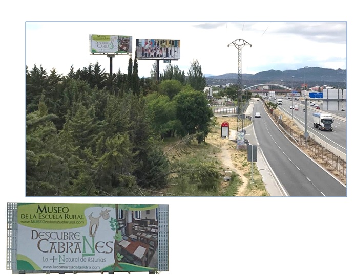 Carteles de promocin de Cabranes en la A-6, a la altura de Las Rozas