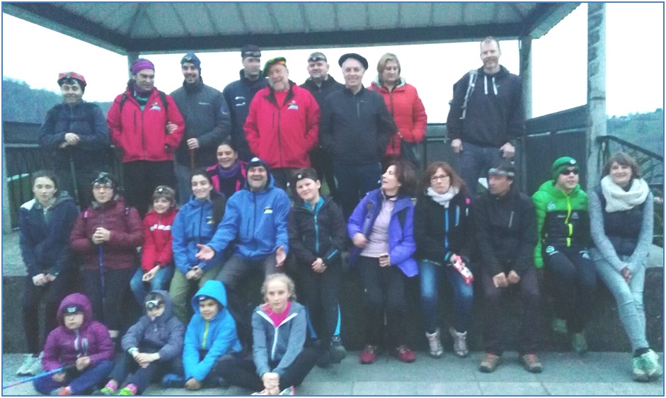 Participantes en la ruta nocturna