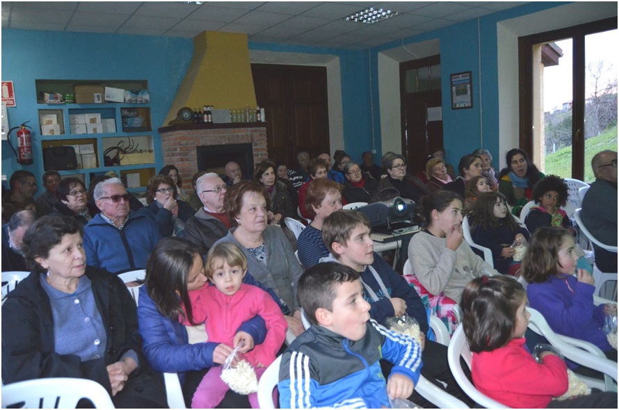 Cine en Xiranes, asistentes.