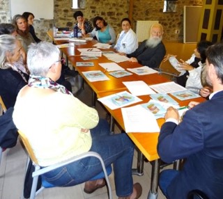 Reunin constitutiva de la Mesa inersectorial el 11 de octubre de 2018, en el Centro Social del Ayuntamiento./ Foto: EL ECO