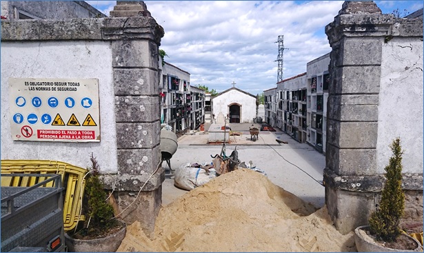 Vista de las obras del Cementerio de Torazo