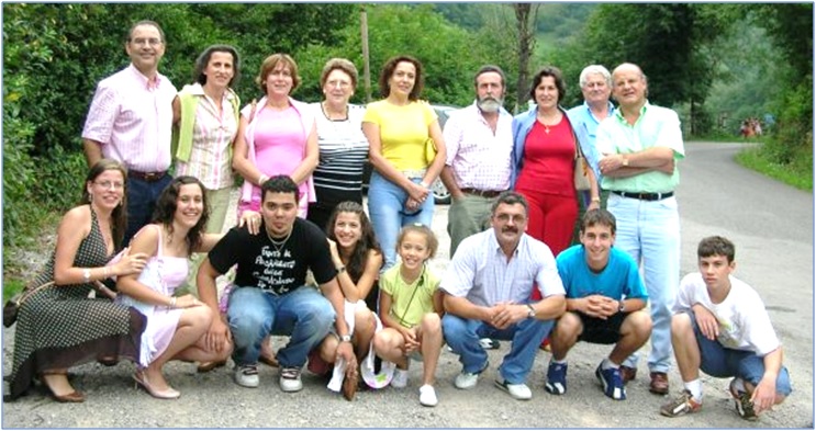 Hilda en una foto familiar