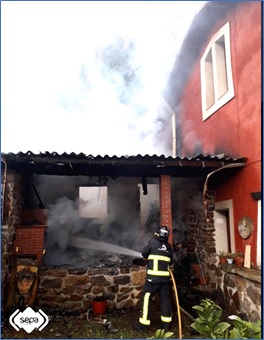 Imagen del incendio en areu