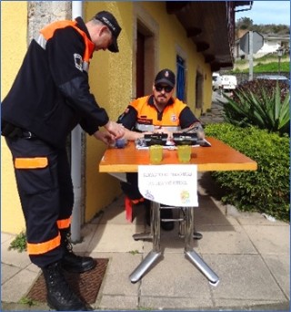 Rubn Barrera y Adrin Rouco, en Santa Eulalia, el pasado domingo. /EL ECO