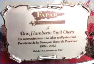 Imagen de la placa recibida Por Humberto Vigil de las Parroquias Rurales